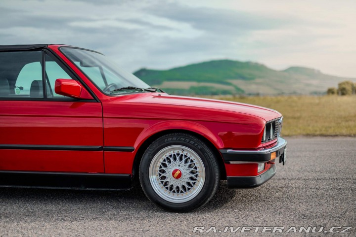 BMW 3 E30 320i Cabrio 1989