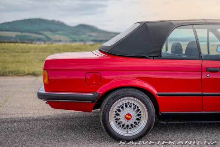 BMW 3 E30 320i Cabrio 1989
