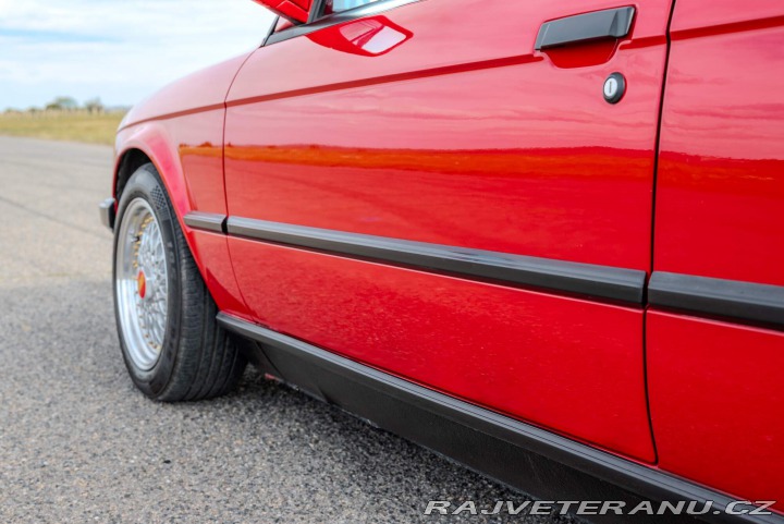 BMW 3 E30 320i Cabrio 1989