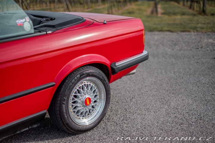 BMW 3 E30 320i Cabrio 1989