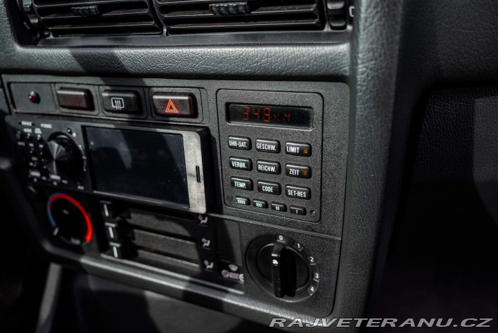 BMW 3 E30 320i Cabrio 1989