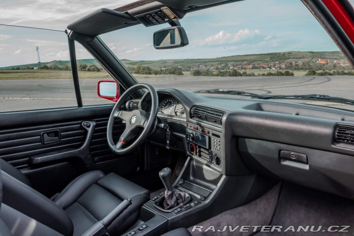 BMW 3 E30 320i Cabrio 1989