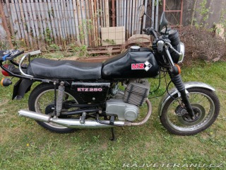 Ostatní značky Ostatní modely ETZ 250 1988