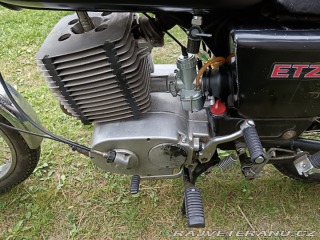 Ostatní značky Ostatní modely ETZ 250 1988