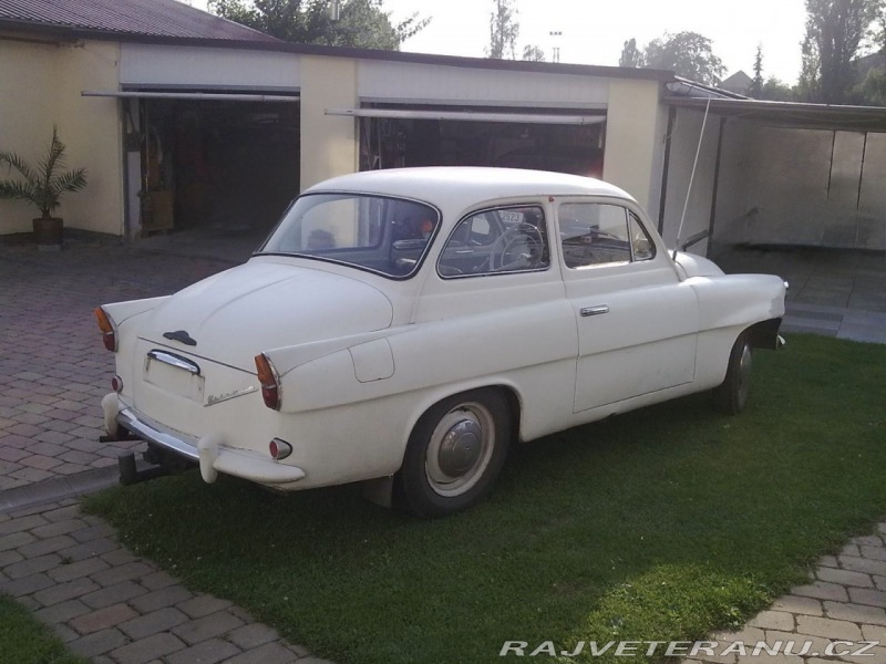 Škoda Octavia 985