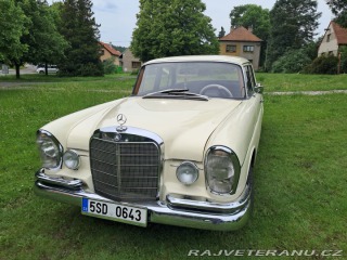 Mercedes-Benz 220 W 111 1962