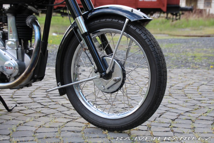 BSA B31 OHV - 350cc - Bílé SPZ 1952