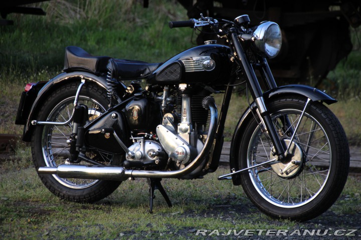 BSA B31 OHV - 350cc - Bílé SPZ 1952