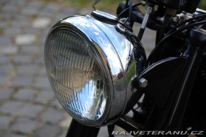 BSA B31 OHV - 350cc - Bílé SPZ 1952