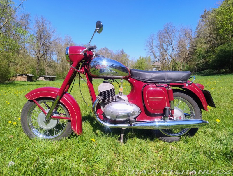 Jawa 350 Kývačka