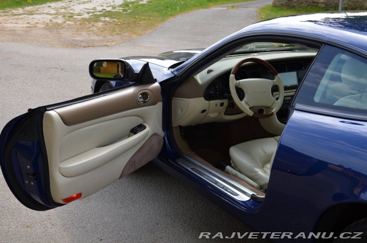 Jaguar XK8 4.2 V8 1998