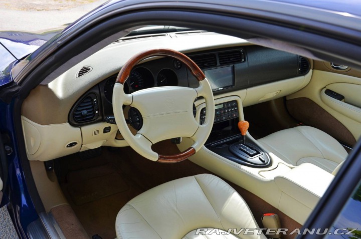 Jaguar XK8 4.2 V8 1998