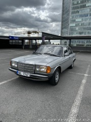 Mercedes-Benz 200 W123