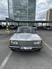 Mercedes-Benz 200 W123 1983
