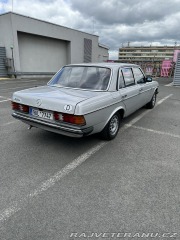 Mercedes-Benz 200 W123 1983