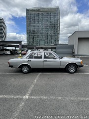 Mercedes-Benz 200 W123 1983