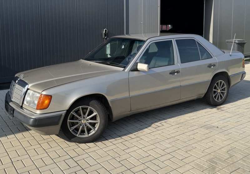 Mercedes-Benz E E220
