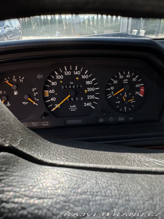 Mercedes-Benz E E220 1991