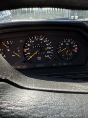 Mercedes-Benz E E220 1991