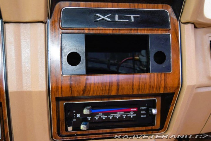 Ford V8 F-250 XLT 7,5 V8 1983