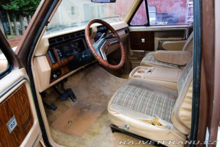 Ford V8 F-250 XLT 7,5 V8 1983