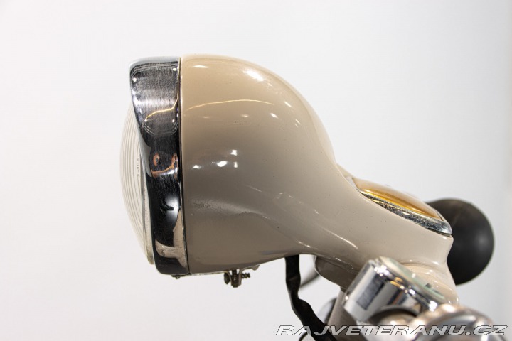 Piaggio Vespa VL2 150 STRUZZO 1955