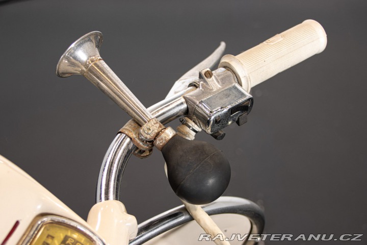 Piaggio Vespa VL2 150 STRUZZO 1955