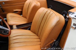 Mercedes-Benz 230 SL Pagoda z řady W113 1967
