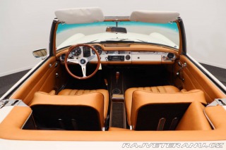 Mercedes-Benz 230 SL Pagoda z řady W113 1967