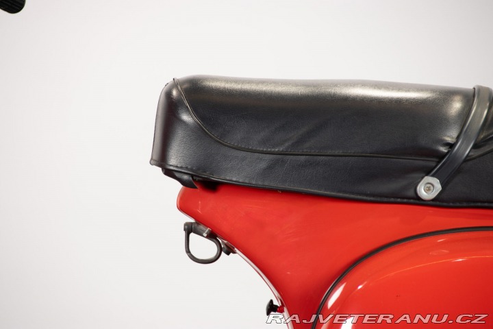 Piaggio Vespa 200 RALLY 1974