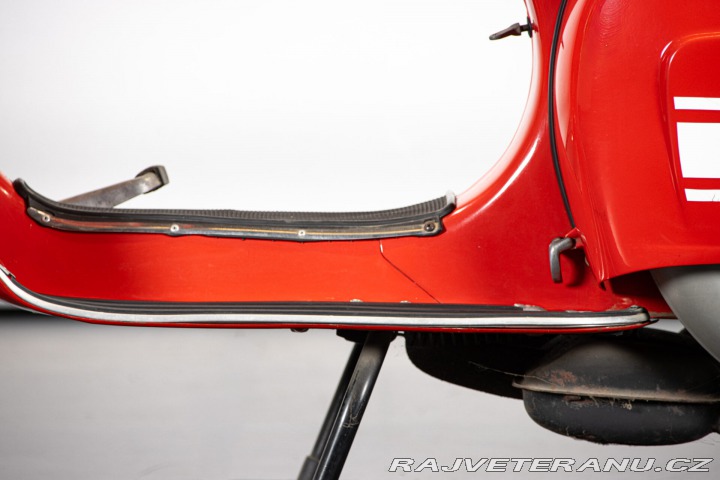 Piaggio Vespa 200 RALLY 1974