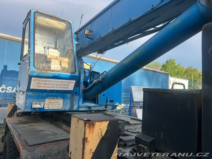 Ostatní značky Ostatní modely GINAF KFS12 1979