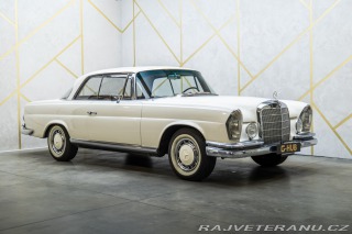 Mercedes-Benz 220 SEb