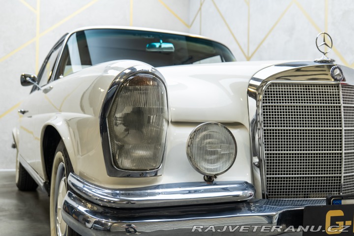 Mercedes-Benz 220 SEb 1963