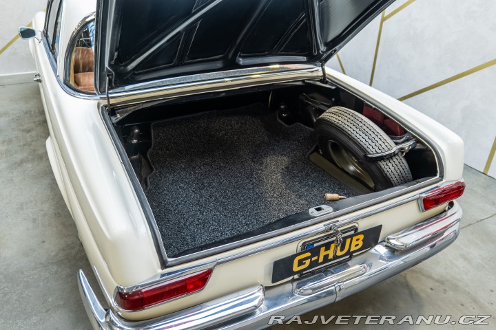 Mercedes-Benz 220 SEb 1963