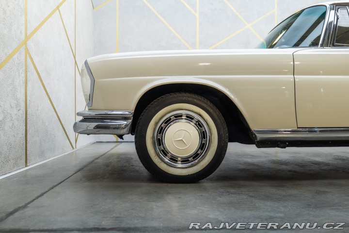 Mercedes-Benz 220 SEb 1963