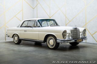 Mercedes-Benz 220 SEb 1963