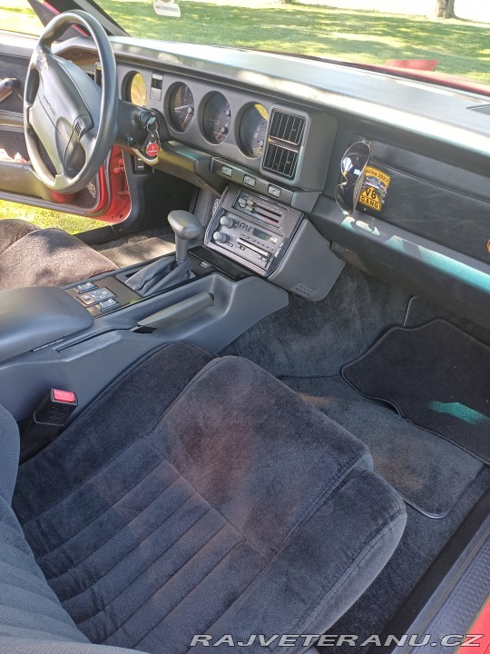 Pontiac Firebird Kupe 1992