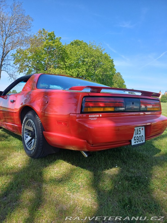 Pontiac Firebird Kupe 1992