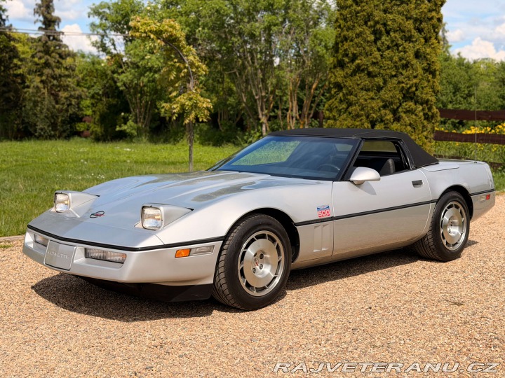 Chevrolet Corvette 5.7 V8 | Manuál 23 560mil 1986