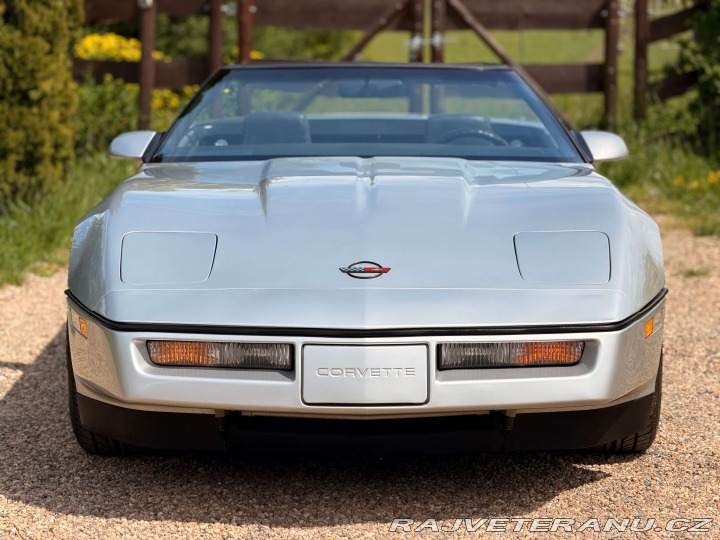 Chevrolet Corvette 5.7 V8 | Manuál 23 560mil 1986