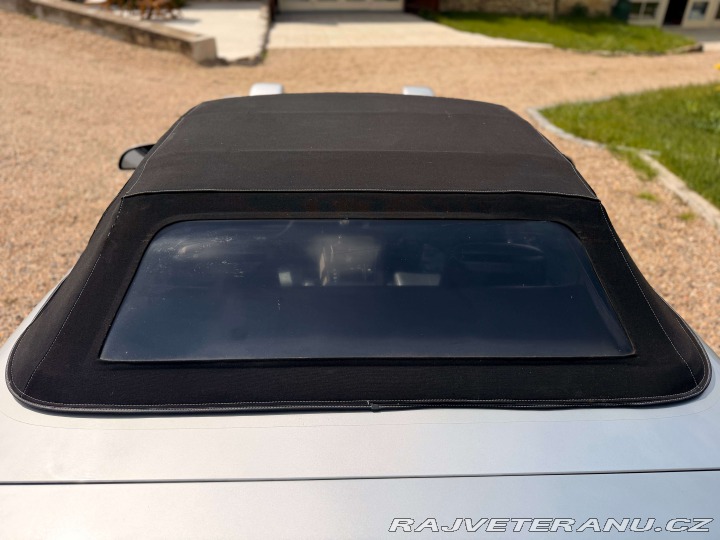 Chevrolet Corvette 5.7 V8 | Manuál 23 560mil 1986