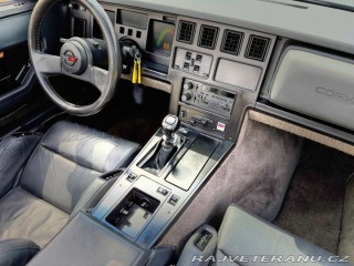 Chevrolet Corvette 5.7 V8 | Manuál 23 560mil 1986