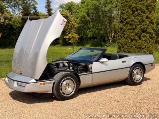 Chevrolet Corvette 5.7 V8 | Manuál 23 560mil 1986