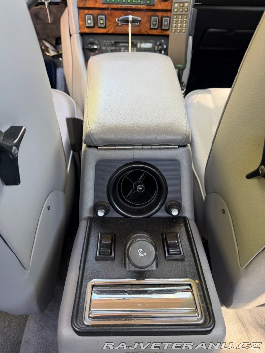 Daimler Double-Six 1988