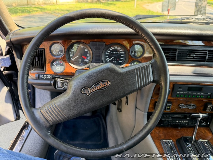 Daimler Double-Six 1988