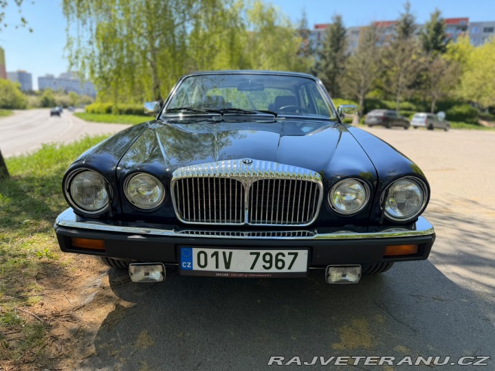 Daimler Double-Six 1988