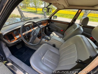Daimler Double-Six 1988