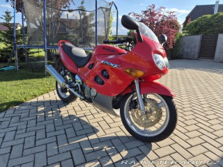 Suzuki Ostatní modely GSX 600 F 1999