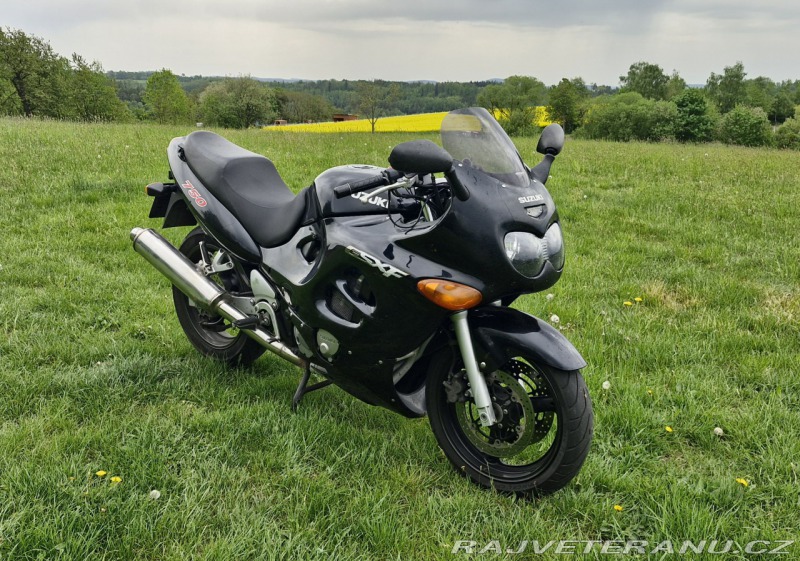 Suzuki GSX 750F